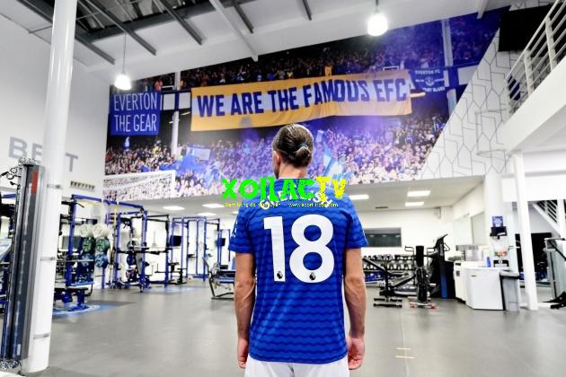 Jack Grealish khoác áo số 18 ở Everton.